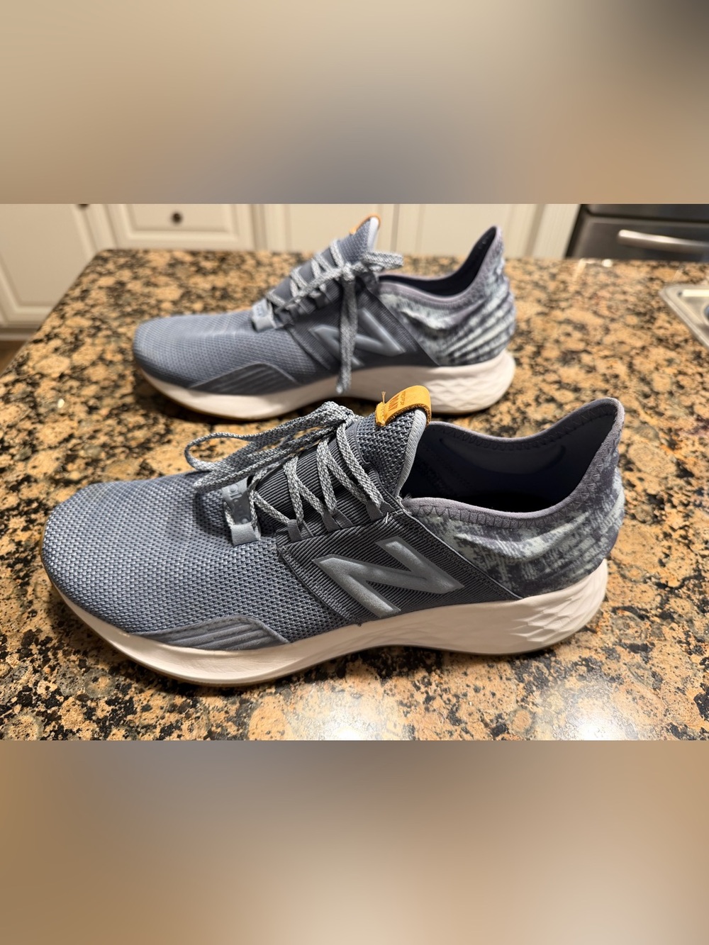 New Balance Men's Blue Gray Knit Athletic Sneakers
